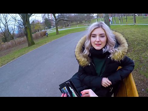 ❤️ Sluk 'n vreemdeling se warm kom vir geld - blowjob in the park deur Eva Elfie ❌ Fok op af.hentaibar.ru